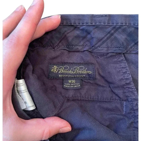 Brooks Brothers Men’s Navy Bermuda Shorts Size 36 - Picture 4 of 7